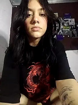 Snapshot of emmii_cute chatting on 10-15-25, 11:16 emmii cute online show from 10-15-25, 11:16