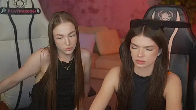 Ella 054 online show from 06-30-26, 06:31