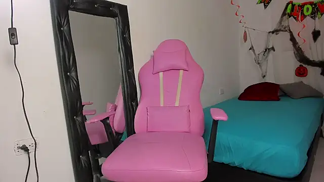 sweet tokisha72 online show from 10-20-25, 01:44