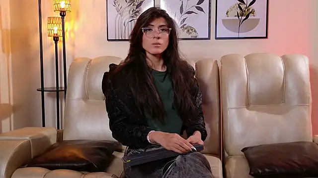 Snapshot of Violeta_Foxz chatting on 01-09-26, 07:37 Violeta Foxz online show from 01-09-26, 07:37