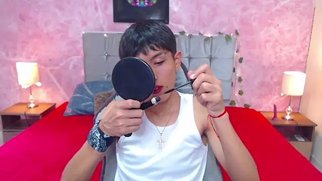 Snapshot of MAXIMILIANO__HOT chatting on 09-09-25, 06:18 MAXIMILIANO HOT online show from 09-09-25, 06:18