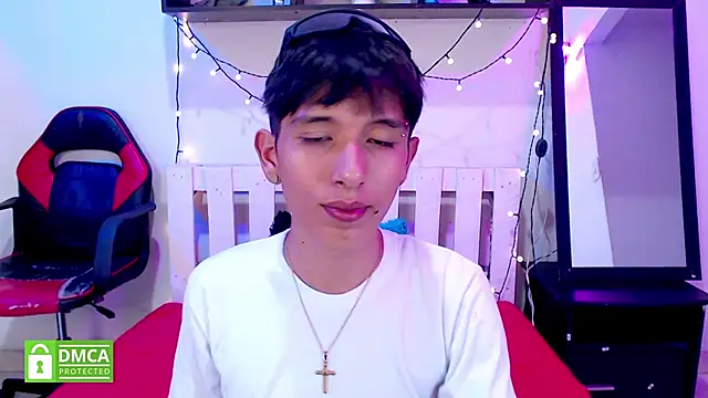 Snapshot of MAXIMILIANO__HOT chatting on 10-20-25, 08:31 MAXIMILIANO HOT online show from 10-20-25, 08:31
