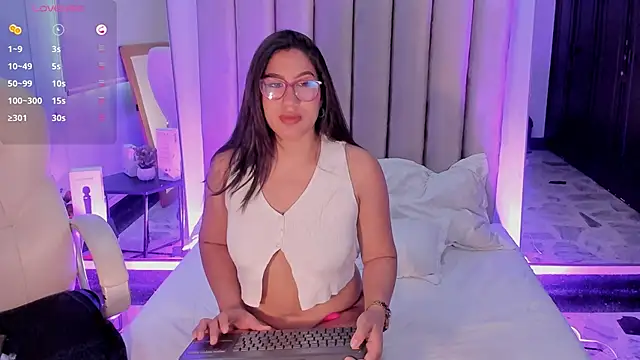 Karoline21 online show from 10-14-25, 12:28