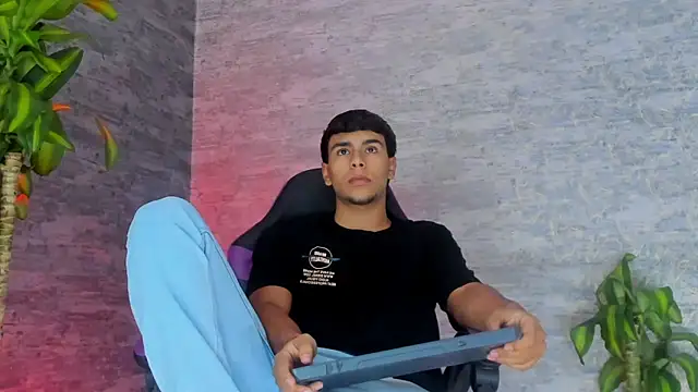 CHR58  online show from 09-21-25, 02:57