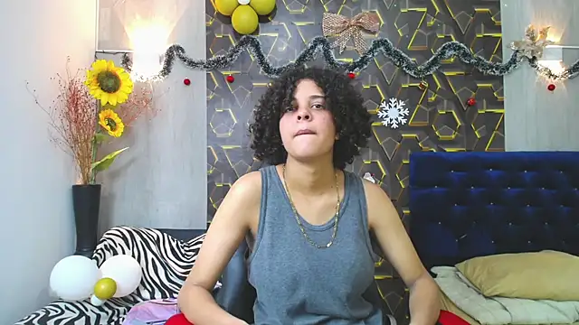 Snapshot of miss_leidy_ chatting on 12-03-25, 02:30 miss leidy online show from 12-03-25, 02:30