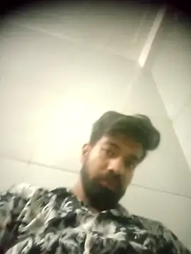 Snapshot of priyansh78584 chatting on 10-09-25, 04:16 priyansh78584 online show from 10-09-25, 04:16