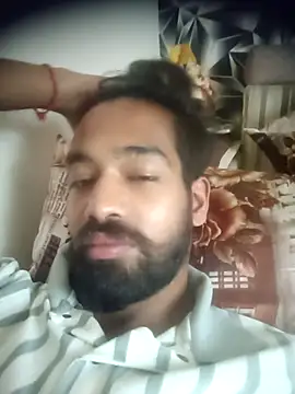 Snapshot of priyansh78584 chatting on 10-18-25, 07:20 priyansh78584 online show from 10-18-25, 07:20