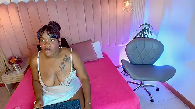 Chloee Miller1 online show from 10-11-25, 12:58