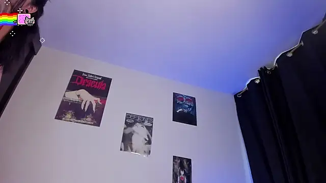 Snapshot of Velvet_Moon1 chatting on 09-30-25, 04:34 Velvet Moon1 online show from 09-30-25, 04:34