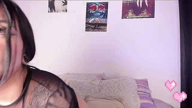 Snapshot of Velvet_Moon1 chatting on 03-06-26, 11:12 Velvet Moon1 online show from 03-06-26, 11:12