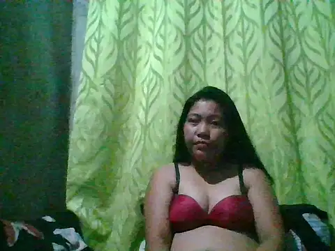 Snapshot of nikki_zapphire chatting on 03-28-26, 04:06 nikki zapphire online show from 03-28-26, 04:06