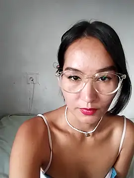 Luu-Lii777 online show from 10-20-25, 09:43