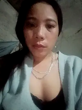 Phuong xxx online show from 12-18-25, 11:11