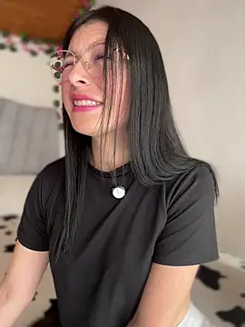 Mia salinass online show from 01-13-26, 08:03