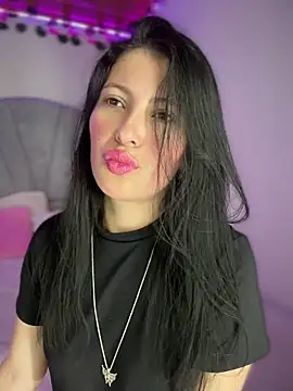 Mia salinass online show from 04-25-26, 11:02