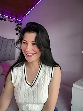 Mia salinass online show from 06-03-26, 07:08