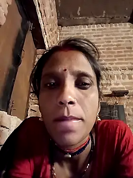 Snapshot of Xx_pooja chatting on 10-20-25, 03:56 Xx pooja online show from 10-20-25, 03:56