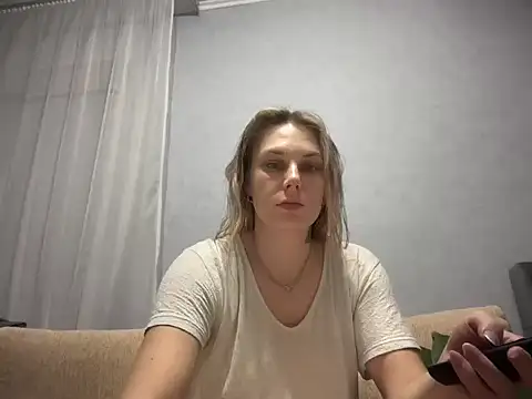 Snapshot of NikexPretty chatting on 11-28-25, 06:32 NikexPretty online show from 11-28-25, 06:32