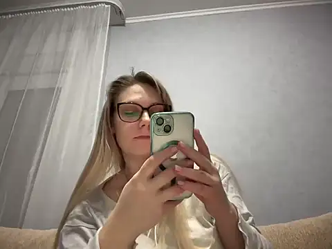 Snapshot of NikexPretty chatting on 02-03-26, 05:29 NikexPretty online show from 02-03-26, 05:29