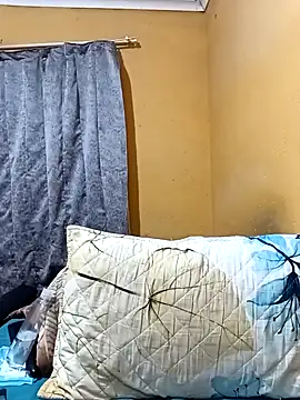 HappygalTheQueen online show from 11-30-25, 06:45