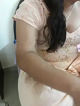 Snapshot of payal_261072_ chatting on 09-16-25, 04:57 payal 261072 online show from 09-16-25, 04:57