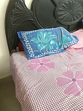 Snapshot of payal_261072_ chatting on 09-17-25, 05:53 payal 261072 online show from 09-17-25, 05:53