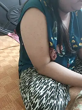 Snapshot of payal_261072_ chatting on 12-04-25, 02:54 payal 261072 online show from 12-04-25, 02:54