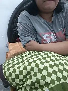 Snapshot of payal_261072_ chatting on 01-16-26, 10:25 payal 261072 online show from 01-16-26, 10:25