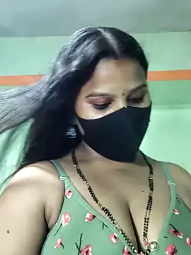 Snapshot of Shneeha_le chatting on 02-03-26, 05:29 Shneeha le online show from 02-03-26, 05:29