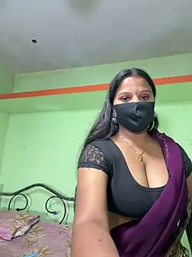 Snapshot of Shneeha_le chatting on 02-04-26, 04:57 Shneeha le online show from 02-04-26, 04:57