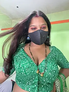 Snapshot of Shneeha_le chatting on 02-27-26, 04:40 Shneeha le online show from 02-27-26, 04:40