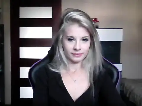 KristineGlow online show from 09-09-25, 06:13