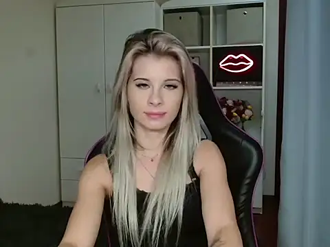 KristineGlow online show from 10-14-25, 06:20