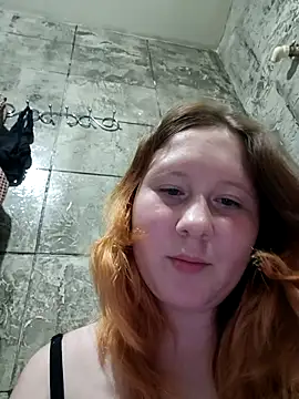 Snapshot of MiaKissy chatting on 09-09-25, 12:15 MiaKissy online show from 09-09-25, 12:15