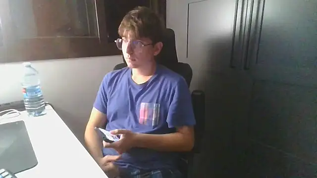 aaress22cm online show from 10-15-25, 06:19