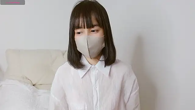 Snapshot of Zinzin_chan chatting on 10-21-25, 06:03 Zinzin chan online show from 10-21-25, 06:03
