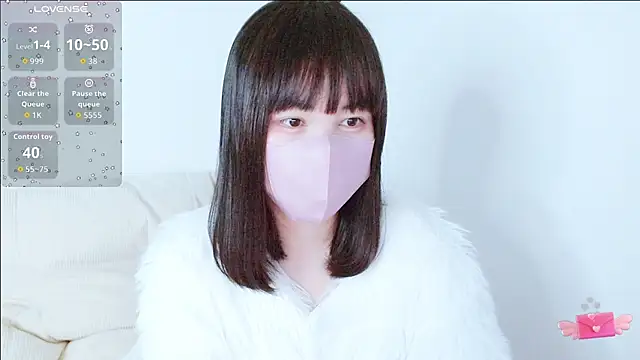 Snapshot of Zinzin_chan chatting on 01-14-26, 06:35 Zinzin chan online show from 01-14-26, 06:35