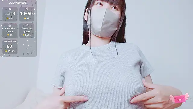 Snapshot of Zinzin_chan chatting on 04-18-26, 05:39 Zinzin chan online show from 04-18-26, 05:39