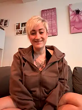 Rozendefotz online show from 09-30-25, 04:45