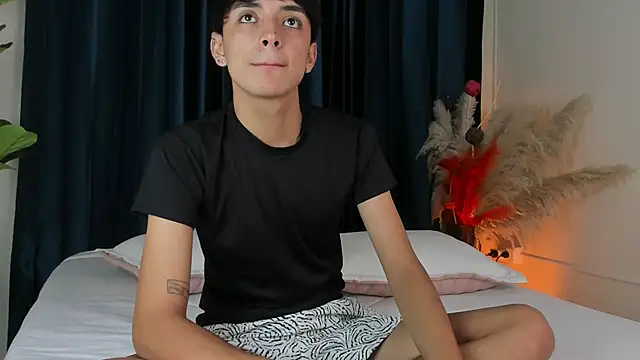 Snapshot of Jack_Noir chatting on 09-15-25, 01:22 Jack Noir online show from 09-15-25, 01:22