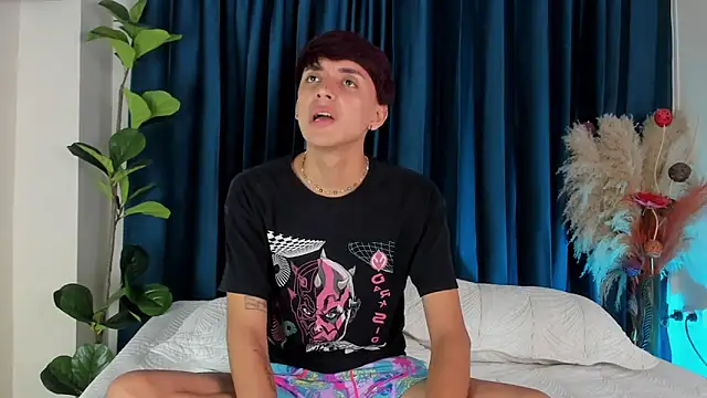 Snapshot of Jack_Noir chatting on 09-20-25, 01:45 Jack Noir online show from 09-20-25, 01:45