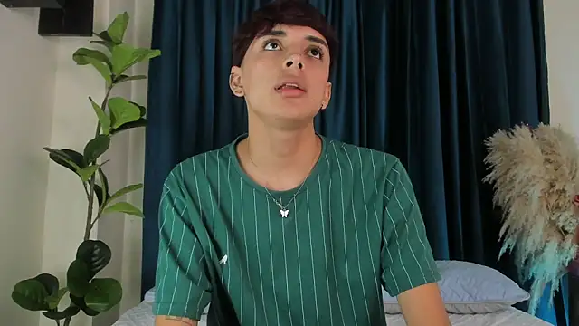 Snapshot of Jack_Noir chatting on 09-24-25, 01:36 Jack Noir online show from 09-24-25, 01:36