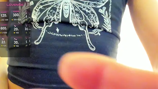 Snapshot of elian_7 chatting on 01-10-26, 01:13 elian 7 online show from 01-10-26, 01:13