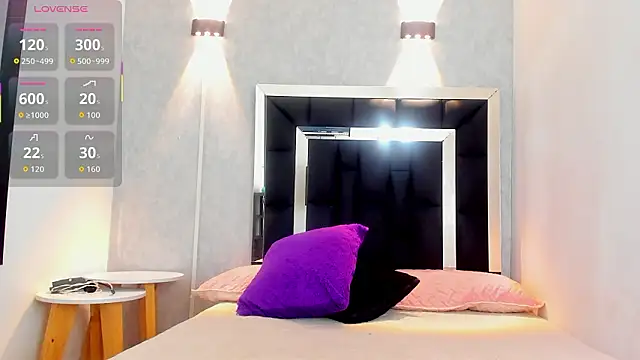 Snapshot of elian_7 chatting on 02-09-26, 12:53 elian 7 online show from 02-09-26, 12:53