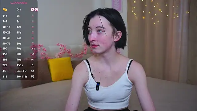 JuanaFriesz online show from 02-18-26, 09:05