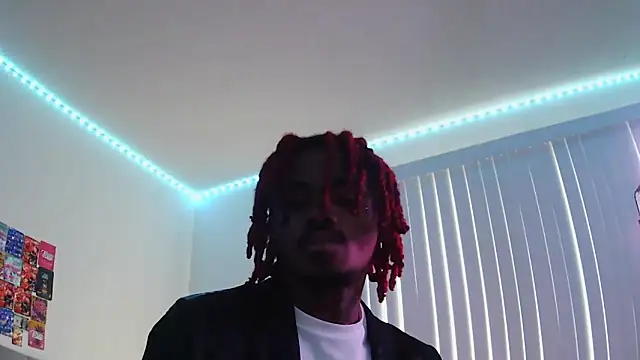 Snapshot of risktakinndolo chatting on 10-01-25, 12:44 risktakinndolo online show from 10-01-25, 12:44