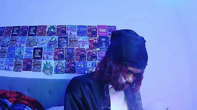 Snapshot of risktakinndolo chatting on 10-10-25, 10:53 risktakinndolo online show from 10-10-25, 10:53