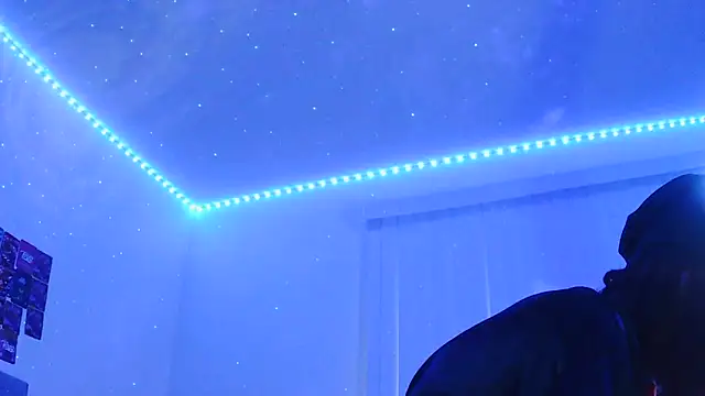 Snapshot of risktakinndolo chatting on 10-13-25, 10:32 risktakinndolo online show from 10-13-25, 10:32