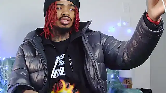 Snapshot of risktakinndolo chatting on 11-17-25, 08:36 risktakinndolo online show from 11-17-25, 08:36