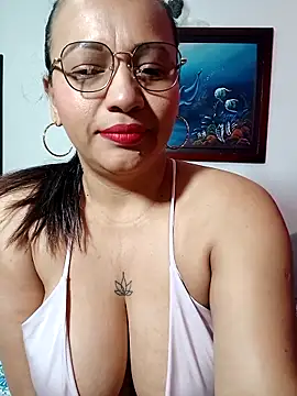 agatha sluttylatina online show from 03-24-26, 02:49